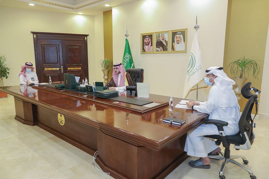 سمو أمير منطقة الجوف يترأس الاجتماع الأول لمجلس إدارة جائزة الجوف للتميّز والإبداع